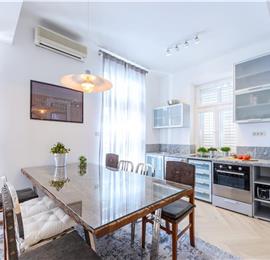4 Bedroom Villa with Pool in Dubrovnik City, sleeps 8